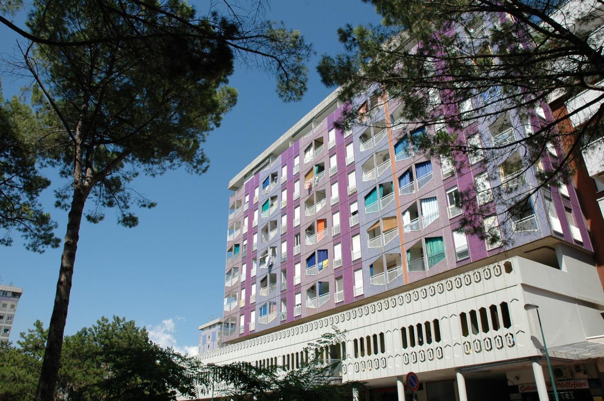 Residence Millefiori Lignano Sabbiadoro Exteriör bild