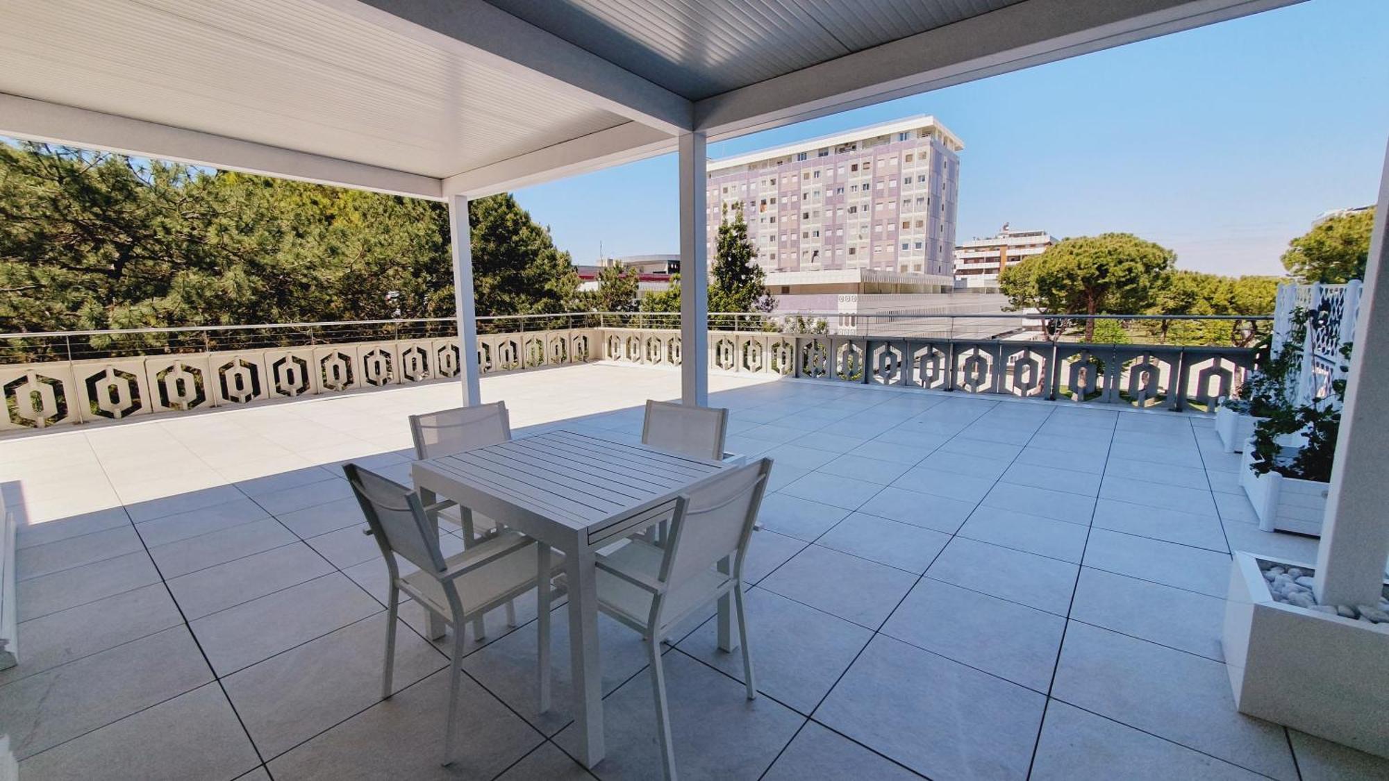 Residence Millefiori Lignano Sabbiadoro Exteriör bild